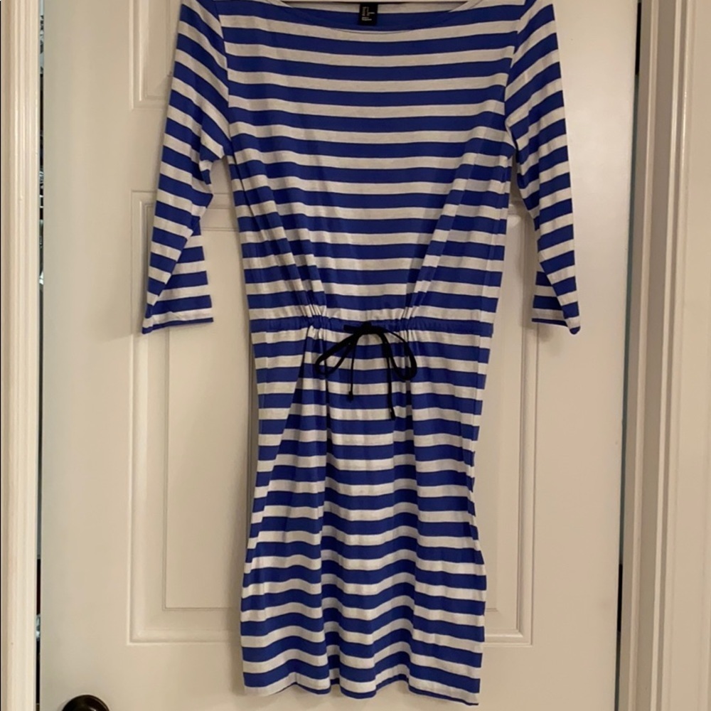 Spring dress - Picture 2 of 2